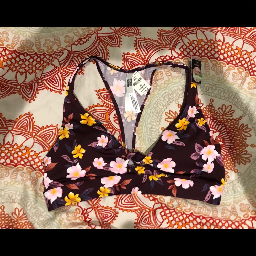 BNWT PINK VS Sportsbra / Bathing suit💫